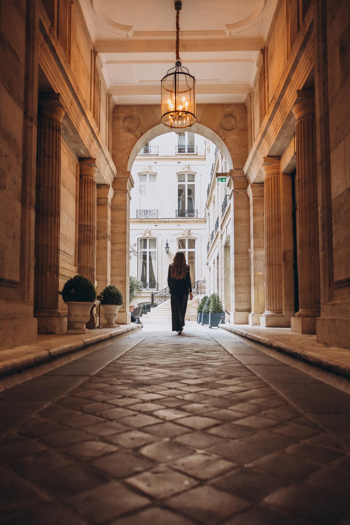 damoisel-sarah_latrous_in_paris